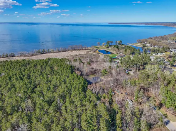 15011 South Winnie Road NE, Bena, MN 56626