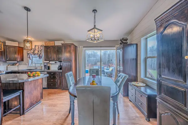 11212 Pozar RD, Chisholm, MN 55719