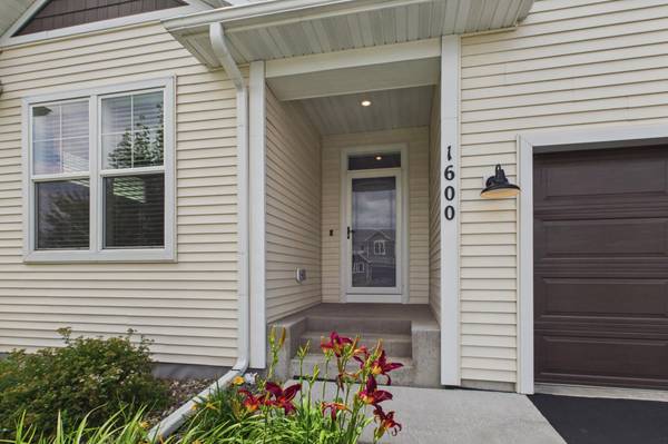 1600 Southpoint DR, Hudson, WI 54016