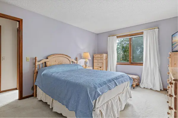 1890 Fox Ridge DR #C, West Saint Paul, MN 55118