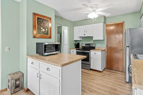1890 Fox Ridge DR #C,  West Saint Paul,  MN 55118