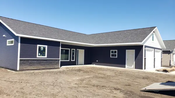 1016 8th AVE NE, Perham, MN 56573