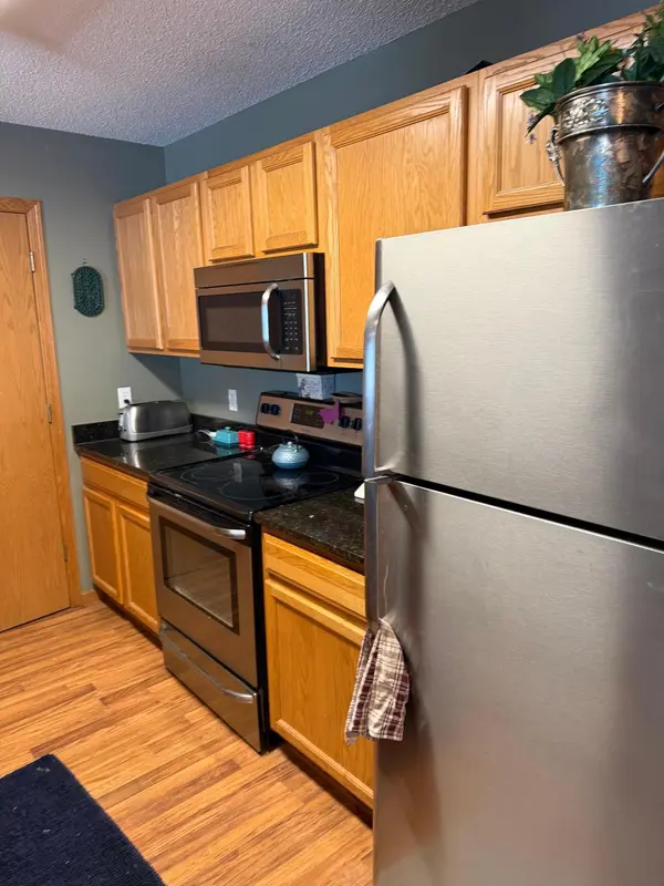 16106 71st ST NE, Elk River, MN 55330