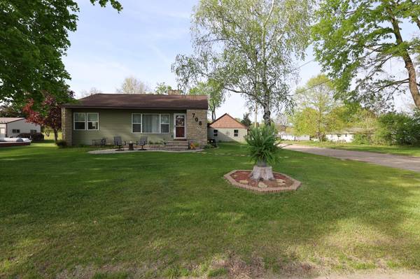 708 3rd ST, Pepin, WI 54759