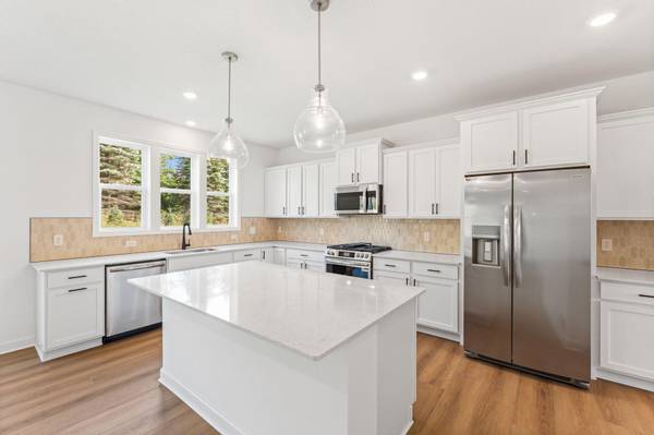 1303 Hadley Hills DR NE, Rochester, MN 55906