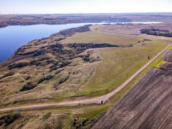Aud Lot 5 Of Se1/4 And Sw1/4 Sec 21, Valley City, ND 58072
