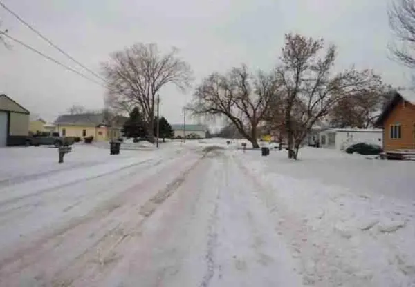 171 3rd ST N, Casselton, ND 58012