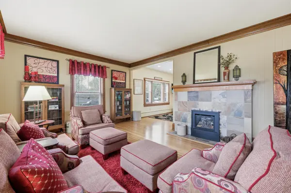 404 2nd AVE NE, Hillsboro, ND 58045