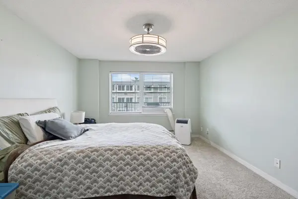 3150 Excelsior BLVD #207, Minneapolis, MN 55416