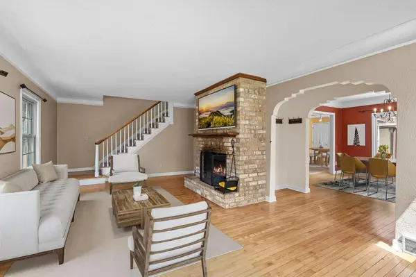 613 Labore RD, Little Canada, MN 55117