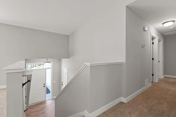 000 N Enchanted DR NW, Andover, MN 55304