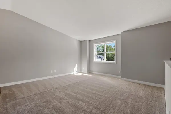 000 N Enchanted DR NW, Andover, MN 55304