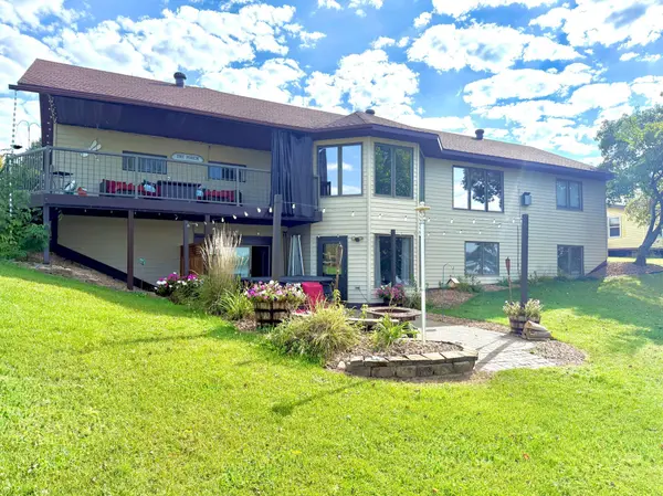 21281 Dovre RD, Detroit Lakes, MN 56501