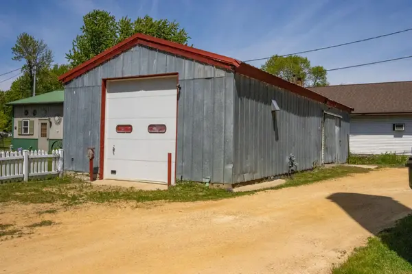 196 Main ST W, Elysian, MN 56028