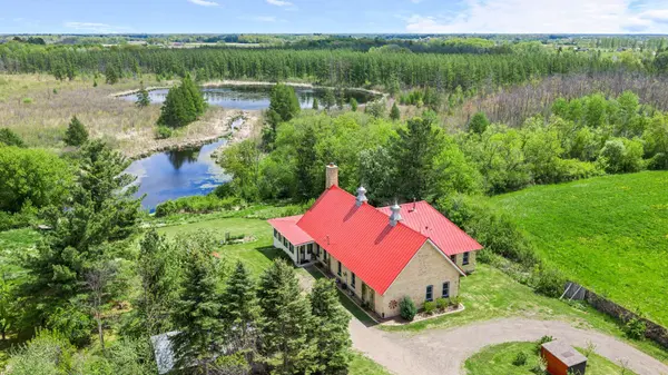 8825 Greeley LOOP, Braham, MN 55006