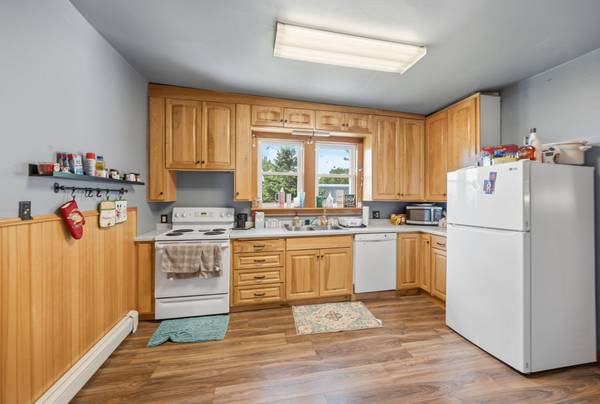 121 1st ST W, Maple Lake, MN 55358