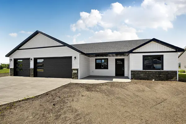 610 Lanigan WAY SE, Saint Joseph, MN 56374