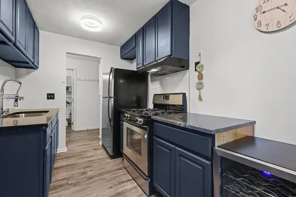 3237 15th AVE S #21, Minneapolis, MN 55407