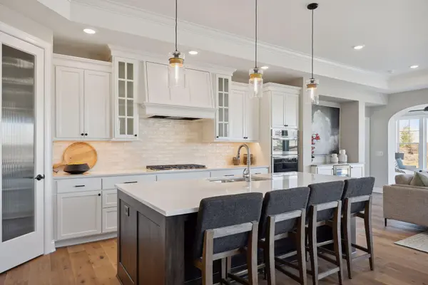 6336 Bluebell LN, Victoria, MN 55318