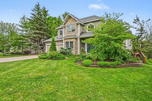 1452 Golf View DR, River Falls, WI 54022