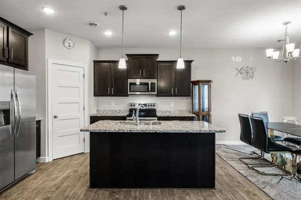 2117 Cleveland LN S, Cambridge, MN 55008