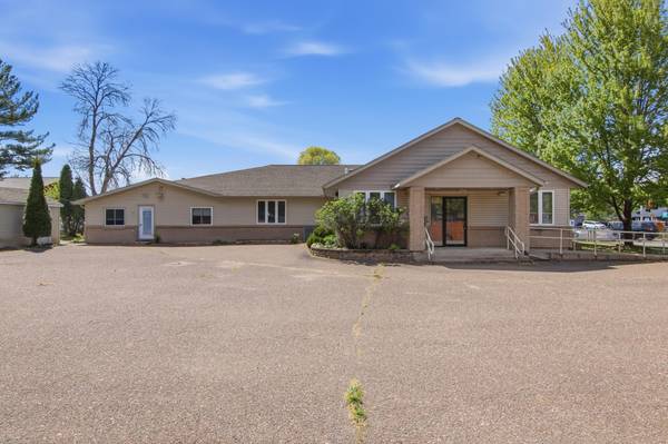 2108 S Broadway ST, Menomonie, WI 54751