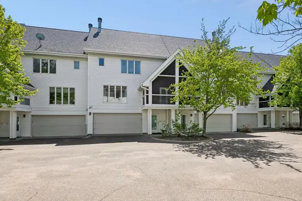 930 Dartmouth PL SE, Minneapolis, MN 55414