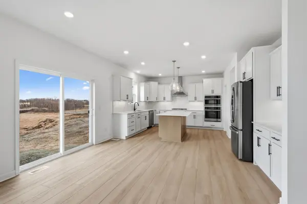 18329 Huntley TRL, Lakeville, MN 55044