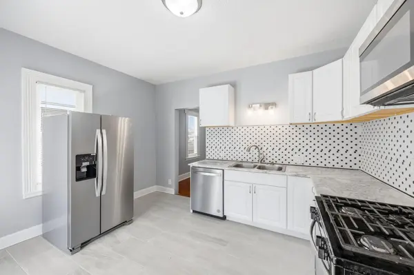 864 Sims AVE, Saint Paul, MN 55106