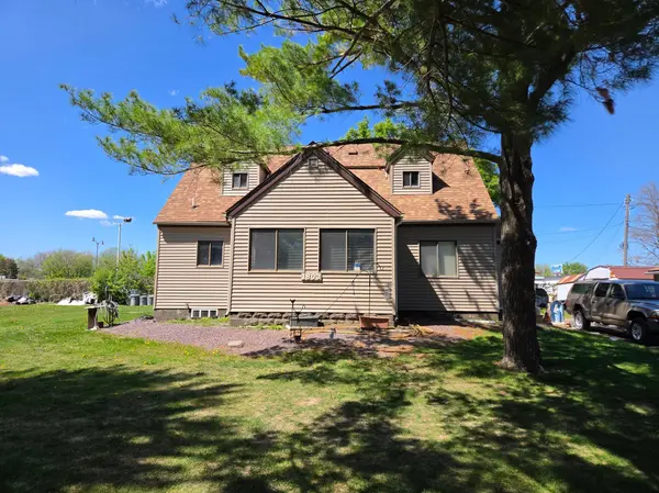 1803 SE Marshall ST, Albert Lea, MN 56007