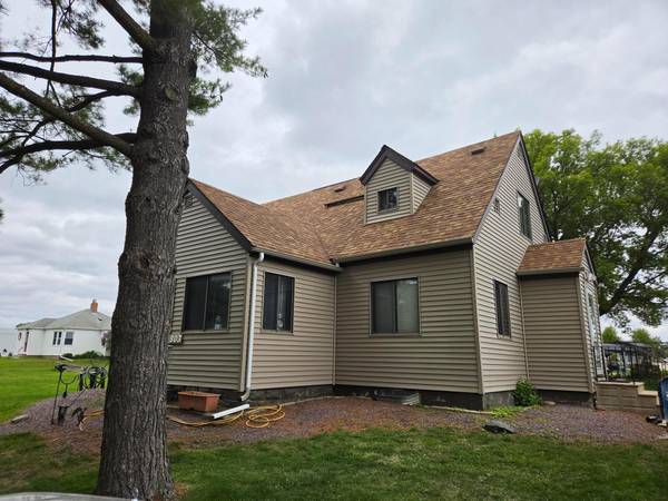 1803 SE Marshall ST, Albert Lea, MN 56007