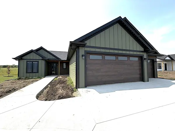 145 Rolling Hills DR, Elgin, MN 55932