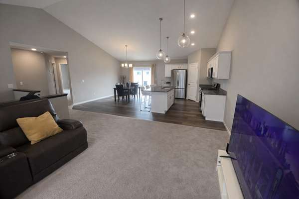 8650 145th LN NW, Ramsey, MN 55303