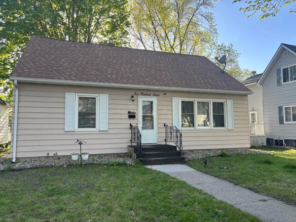 207 S 6th ST, Montevideo, MN 56265
