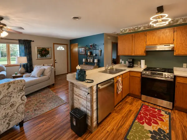 849 Postel DR, Motley, MN 56466