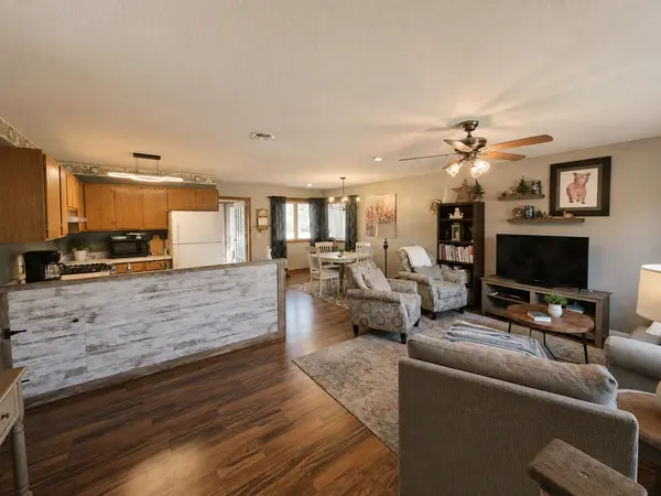 849 Postel DR, Motley, MN 56466