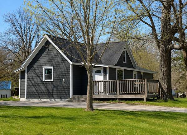508 E Main AVE, Frazee, MN 56544