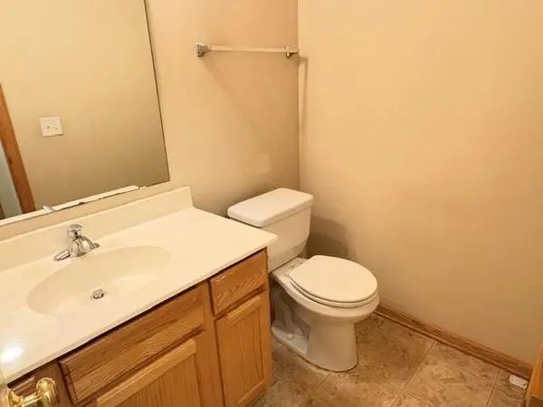 2500 Yellowstone DR #86, Hastings, MN 55033