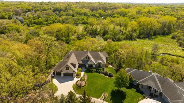 6823 Alpine TRL, Eden Prairie, MN 55346