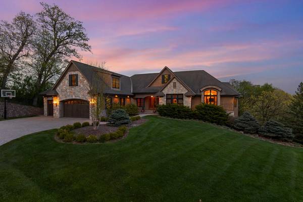 6823 Alpine TRL, Eden Prairie, MN 55346