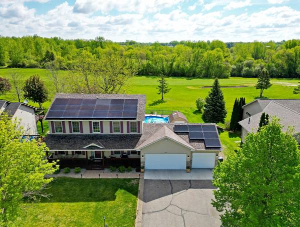 715 Acacia DR S, Annandale, MN 55302