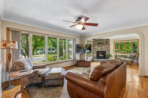 12718 Dupont AVE S, Burnsville, MN 55337
