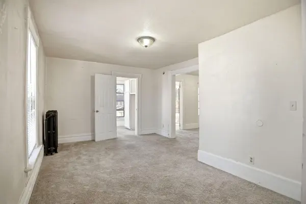 658 Hague AVE, Saint Paul, MN 55104