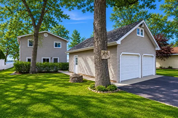 192 Shorewood DR, Detroit Lakes, MN 56501