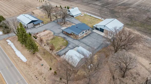 90917 240th ST, Austin, MN 55912