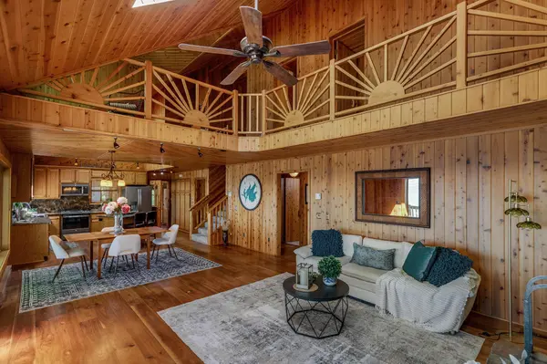 7089 Diamond TRL NW, Walker, MN 56484