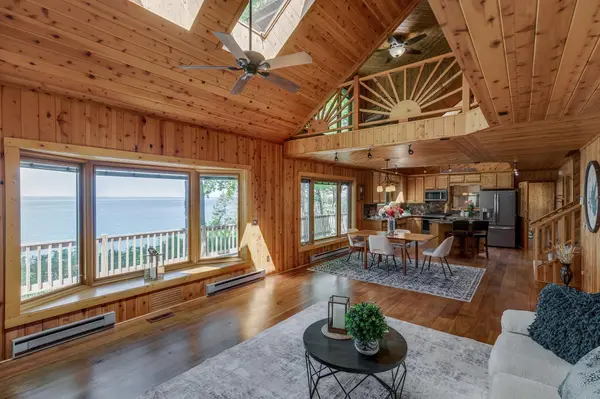 7089 Diamond TRL NW, Walker, MN 56484