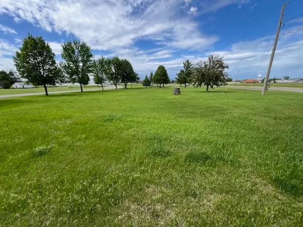 TBD 1st Street SE, Staples, MN 56479