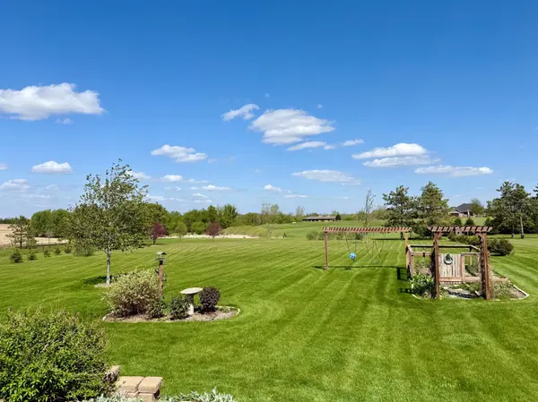 15315 Elm CT, Faribault, MN 55021