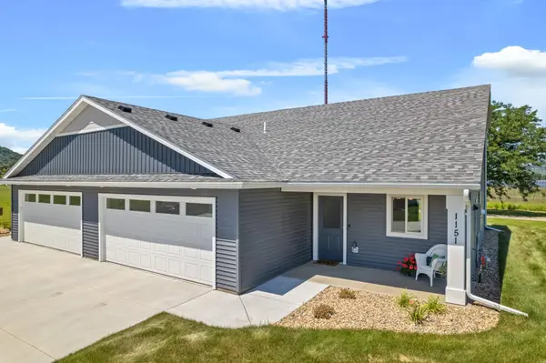 1151 Eagle LN, Wabasha, MN 55981